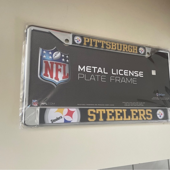 NFL Pittsburg steelers license plate frame . Top quality , chrome and laser cut - Picture 3 of 3